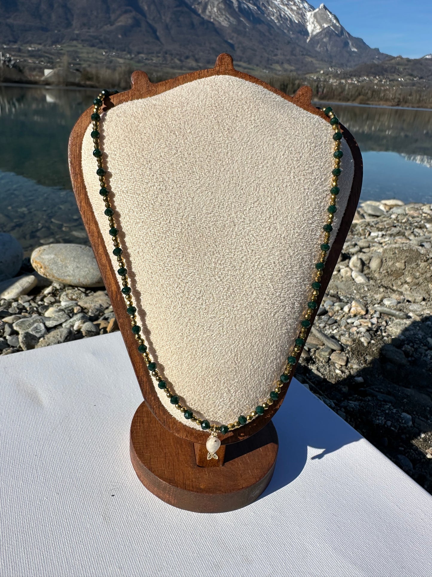 Collier Poisson