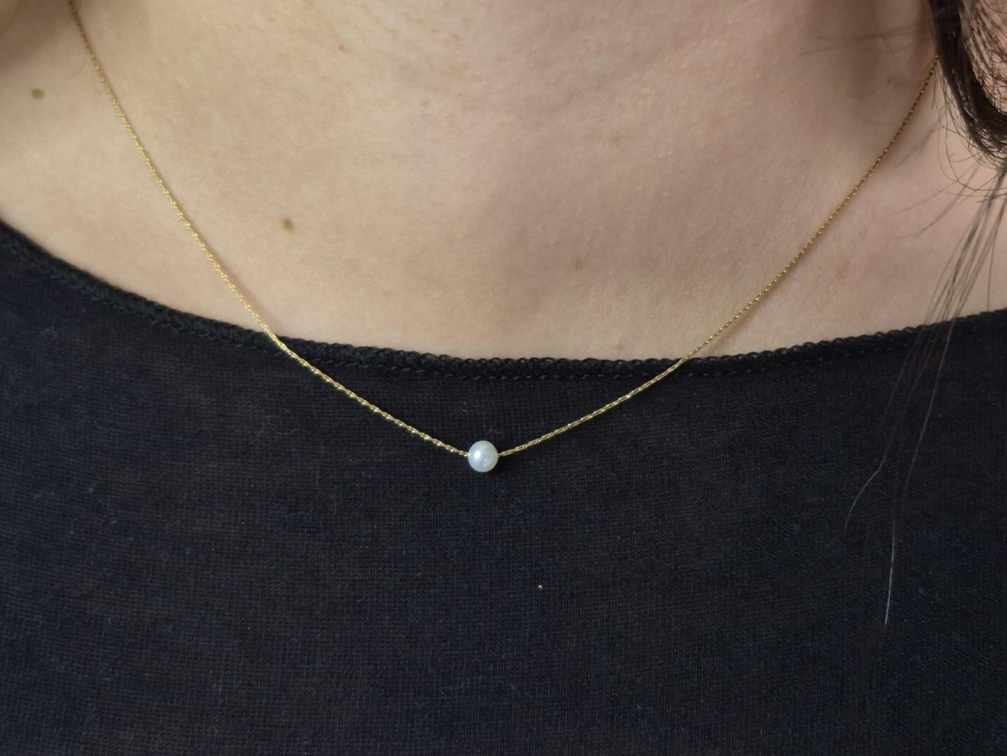 Collier minimaliste avec perle